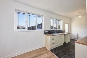 Photo 32- click for photo gallery